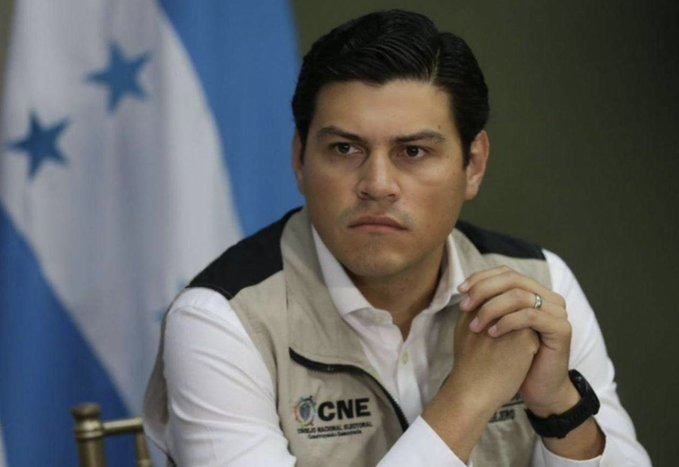 Consejero Marlon Ochoa confirma que más de 16 actas están retenidas lo muestran...